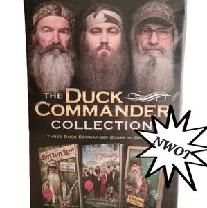*NWOT* The Duck Commander Collection